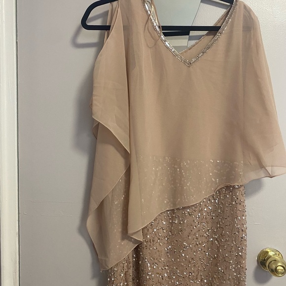 COPY - J Kara Womens Caplet Short Cocktail Beaded Dress- Size 6P - Picture 7 of 7